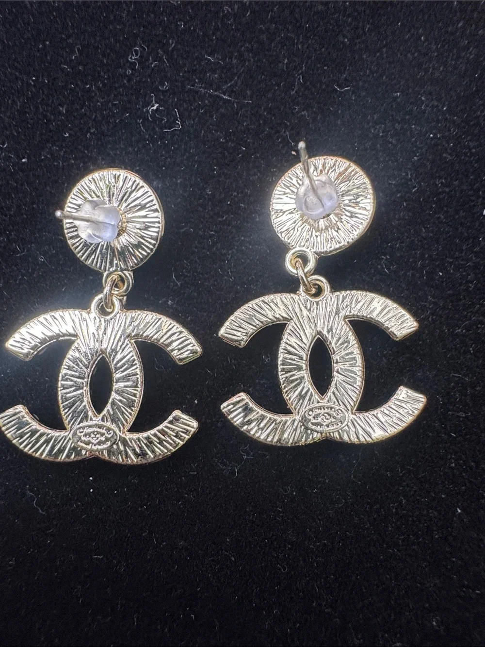 Earrings Gold-Tone Drop Earrings with Pearls and Crystals